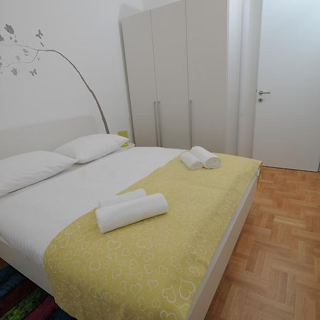 Amaros Apartment Zára Szoba fotó